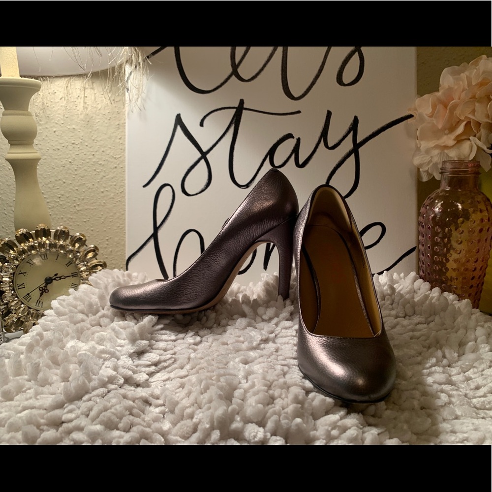 MICHAEL KORS Leather Heels Pumps Metallic Grey